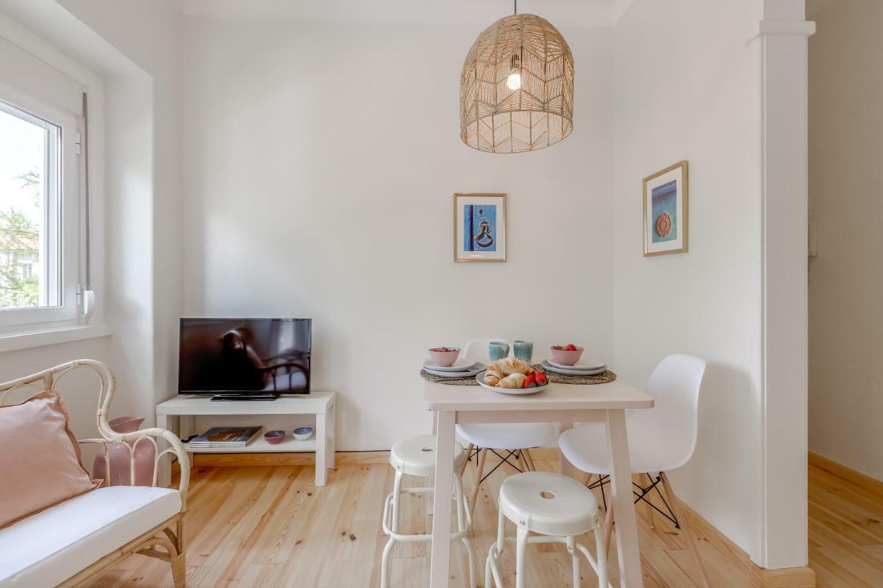 Sunny, Bright And Quiet Apartment, By Timecooler Lisabona Exterior foto